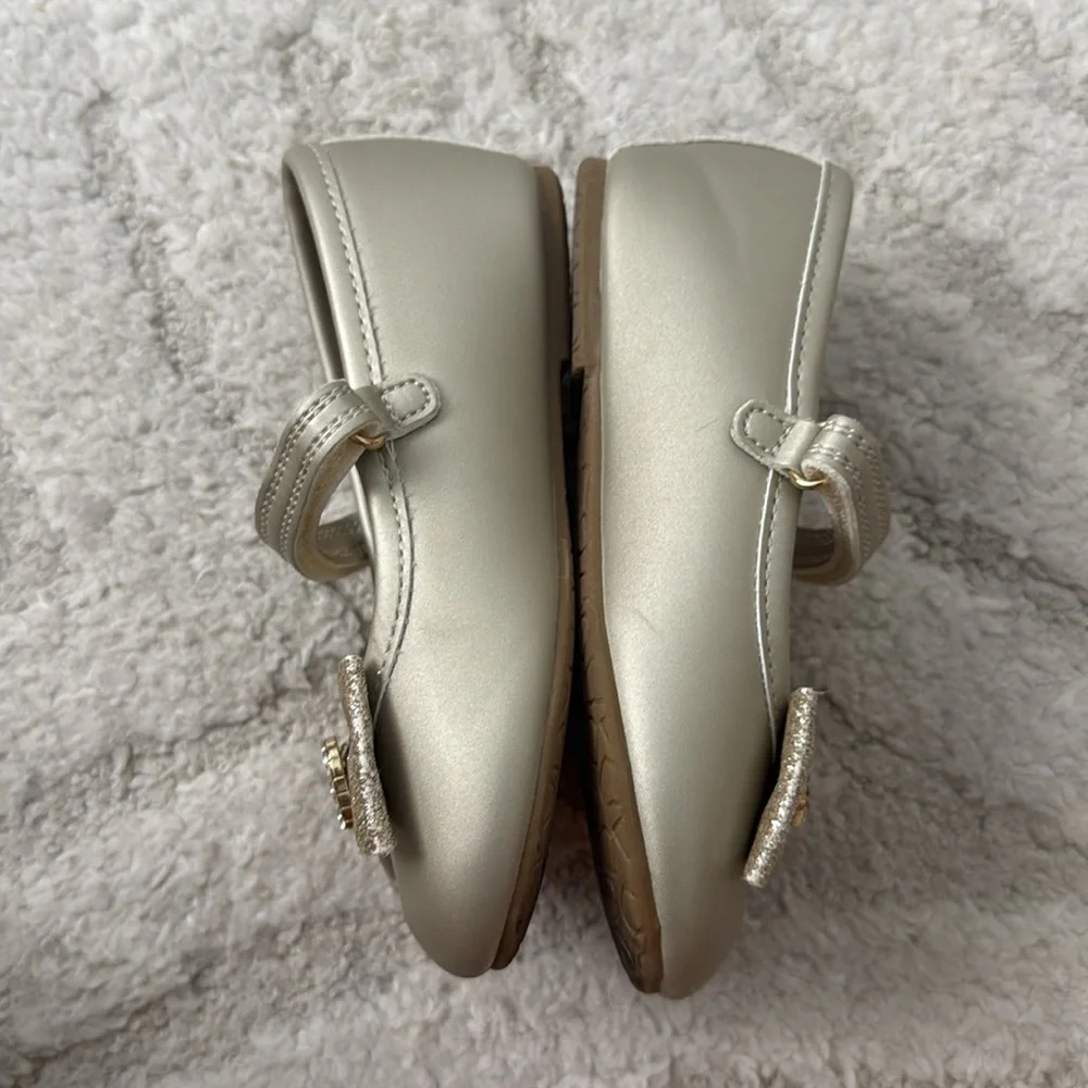 Girls Metallic Gold Mary Jane Shoes with Glitter Bow